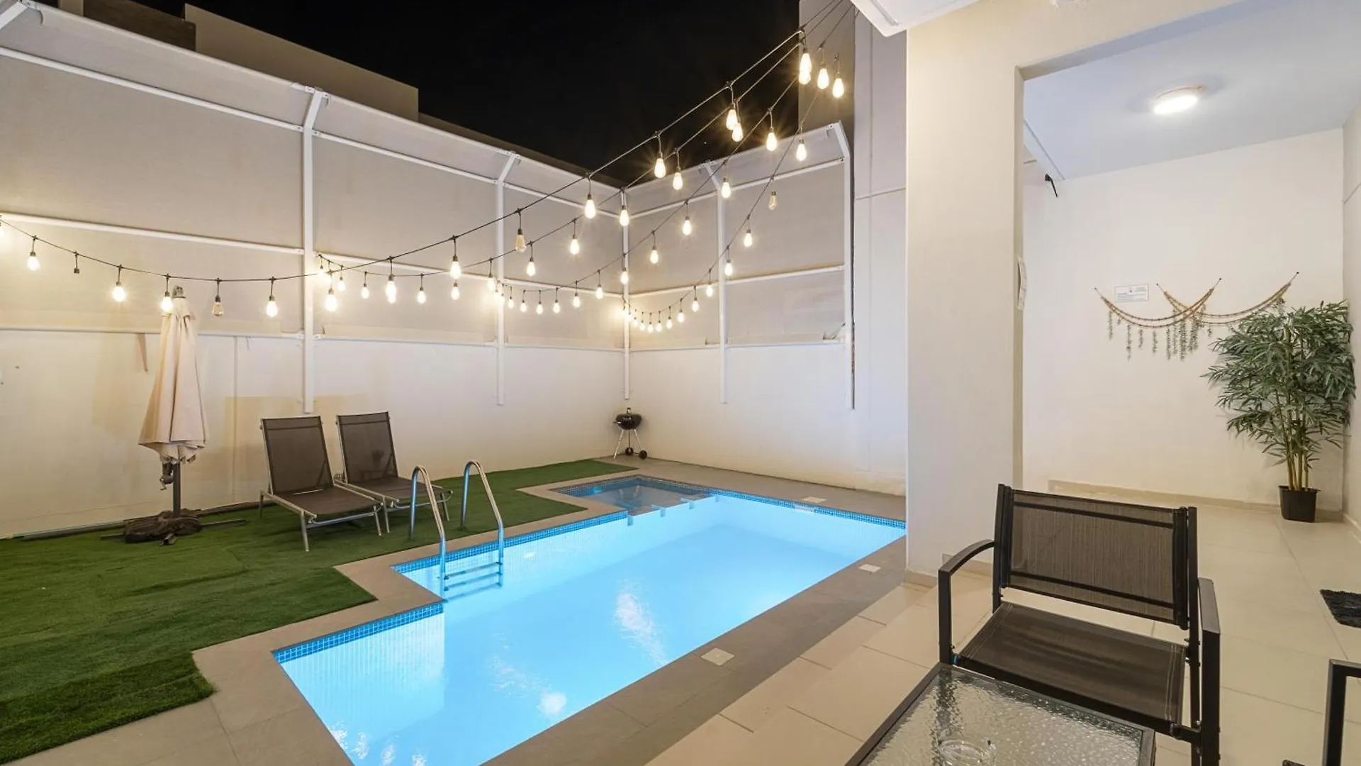 Stunning Private Pool 4 Bedroom House - Damac Hills 2 Dubai Land 0*,  United Arab Emirates