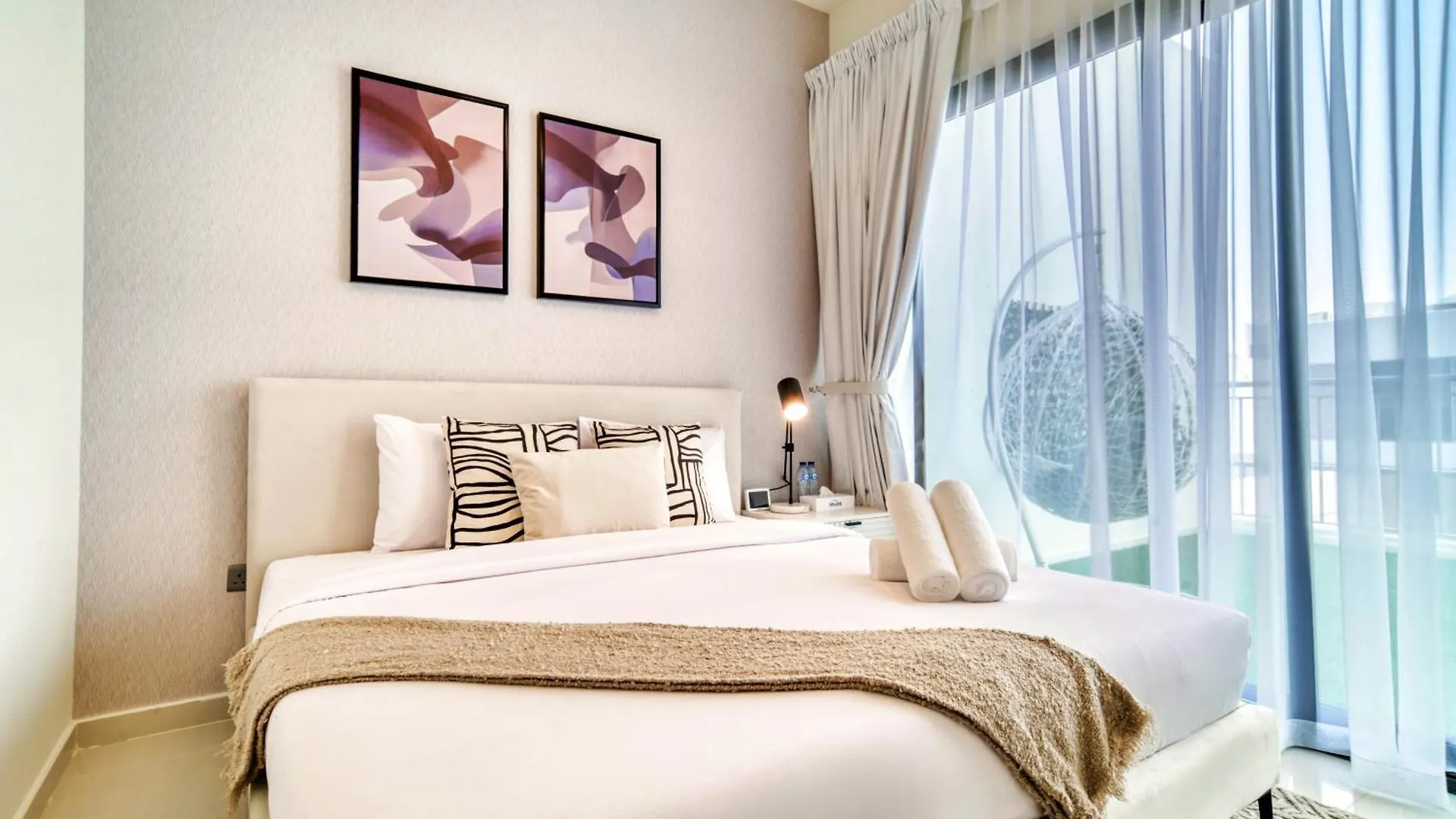 Stunning Private Pool 4 Bedroom House - Damac Hills 2 Dubai Land United Arab Emirates