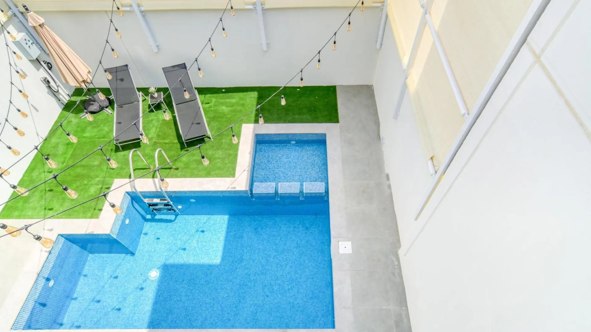 Stunning Private Pool 4 Bedroom House - Damac Hills 2 Dubai Land Villa