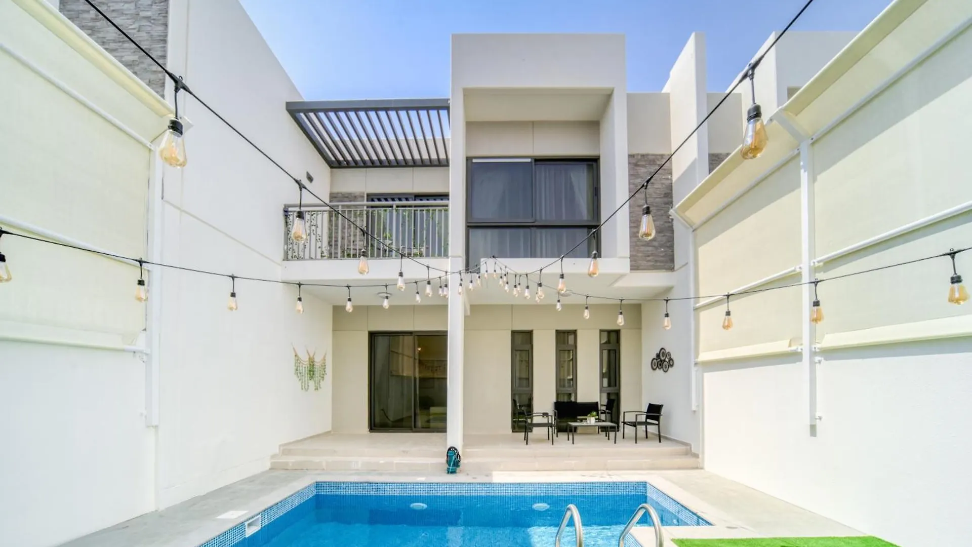 Villa Stunning Private Pool 4 Bedroom House - Damac Hills 2 Dubai Land United Arab Emirates