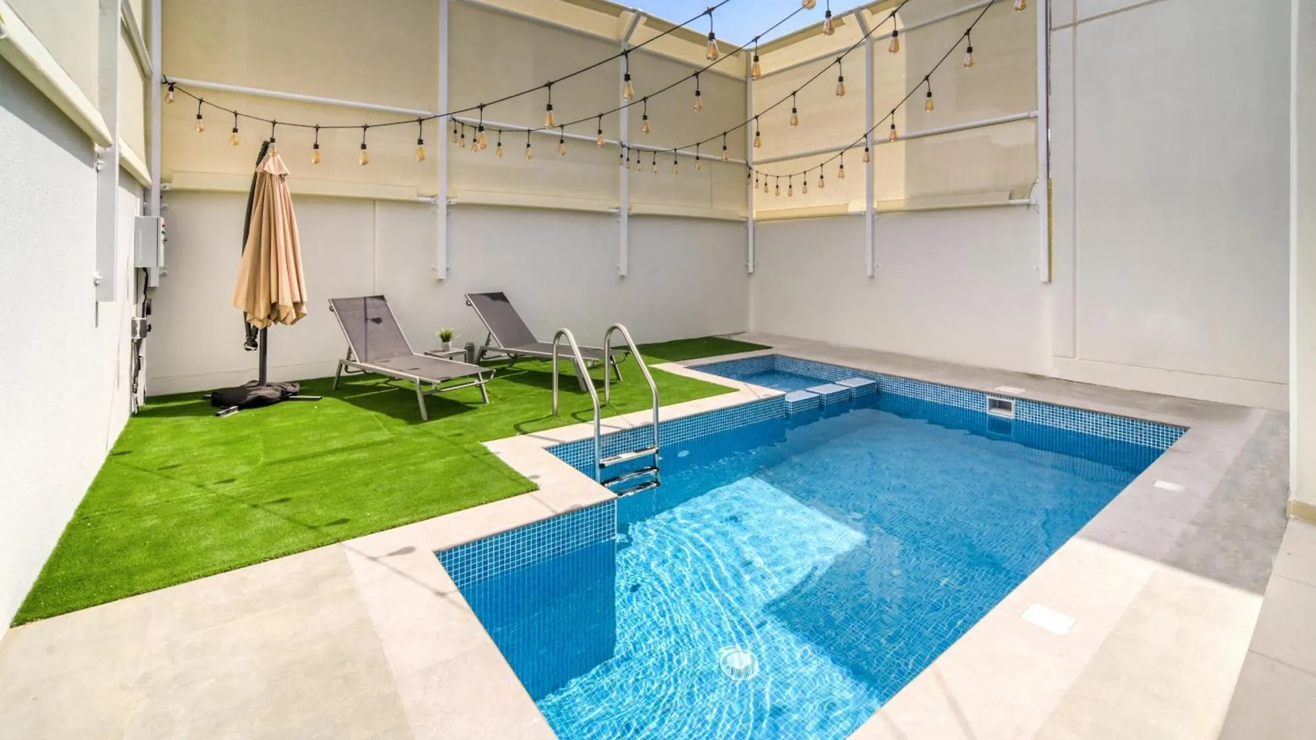 Villa Stunning Private Pool 4 Bedroom House - Damac Hills 2 Dubai Land United Arab Emirates